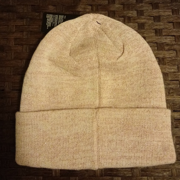 Eyelash beanie - Picture 2 of 3